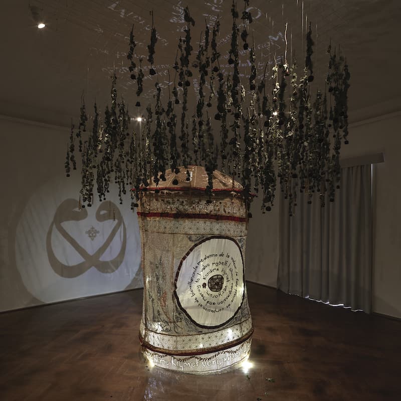 36 Bienal de Liubliana. CANAN, Kıymeti Zatiyye (Intrinsic Value), 2025. Sede: MGLC Grad Tivoli