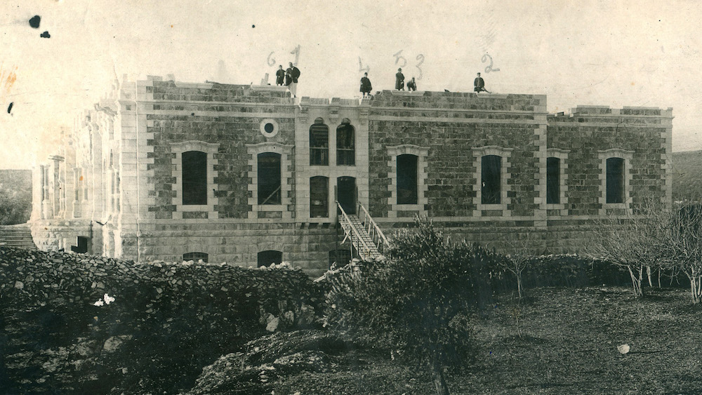 What Remains Moderna Museet-Emily jacir, filme letter to a friend, fotograma